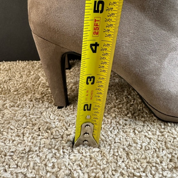 Mootsie Tootsies Boots - Picture 6 of 10